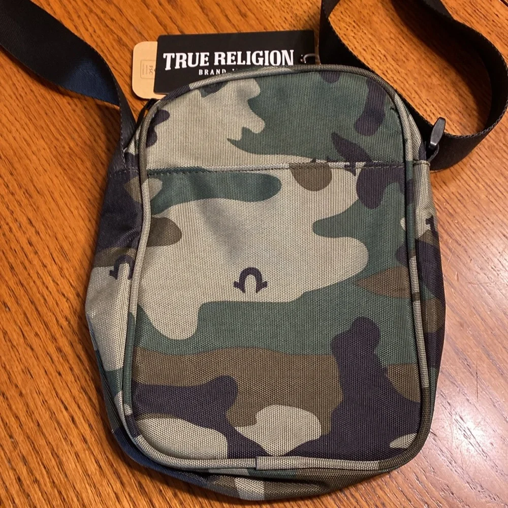 True Religion Frank Crossbody Bag Camouflage TR101402 NWT